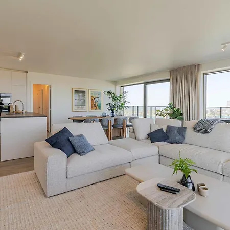 Sky Tower Ii - Modern With Panoramic Views Apartamento Ostende